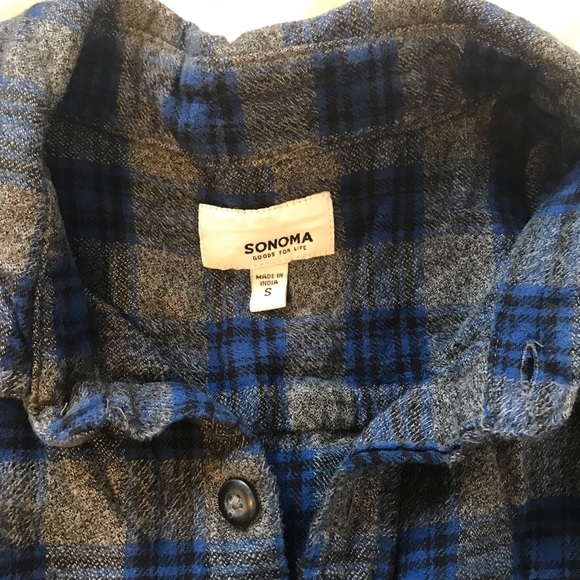 Gray and blue flannel long sleeve shirt (bundle only) - Picture 5 of 5